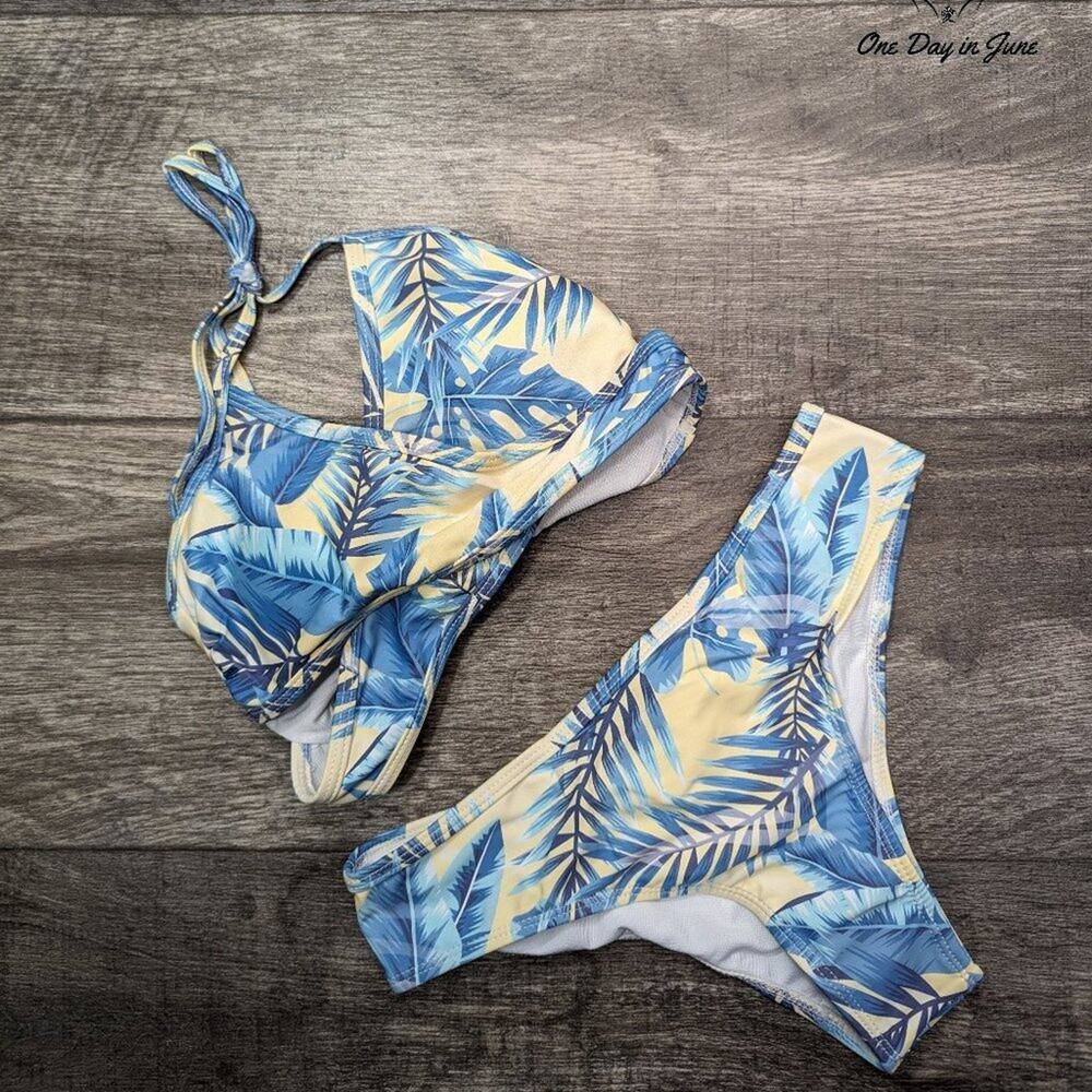 Gakau V Neck Cross Front Bikini Size S